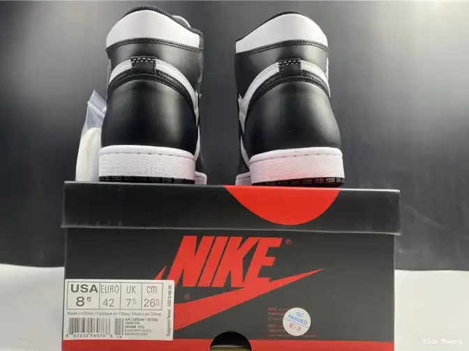 Kicked Out Shoe Store (2014) 555088-010 Jordan Black 1 Retro White Air 0612
